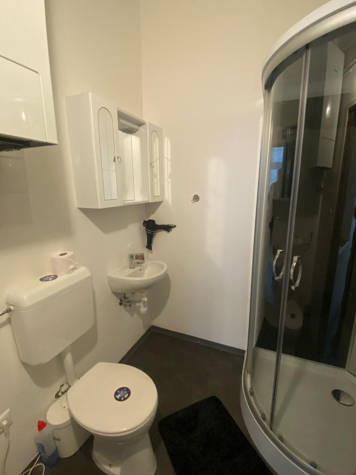 Comfy 1br 15 Min To Ottakring Station